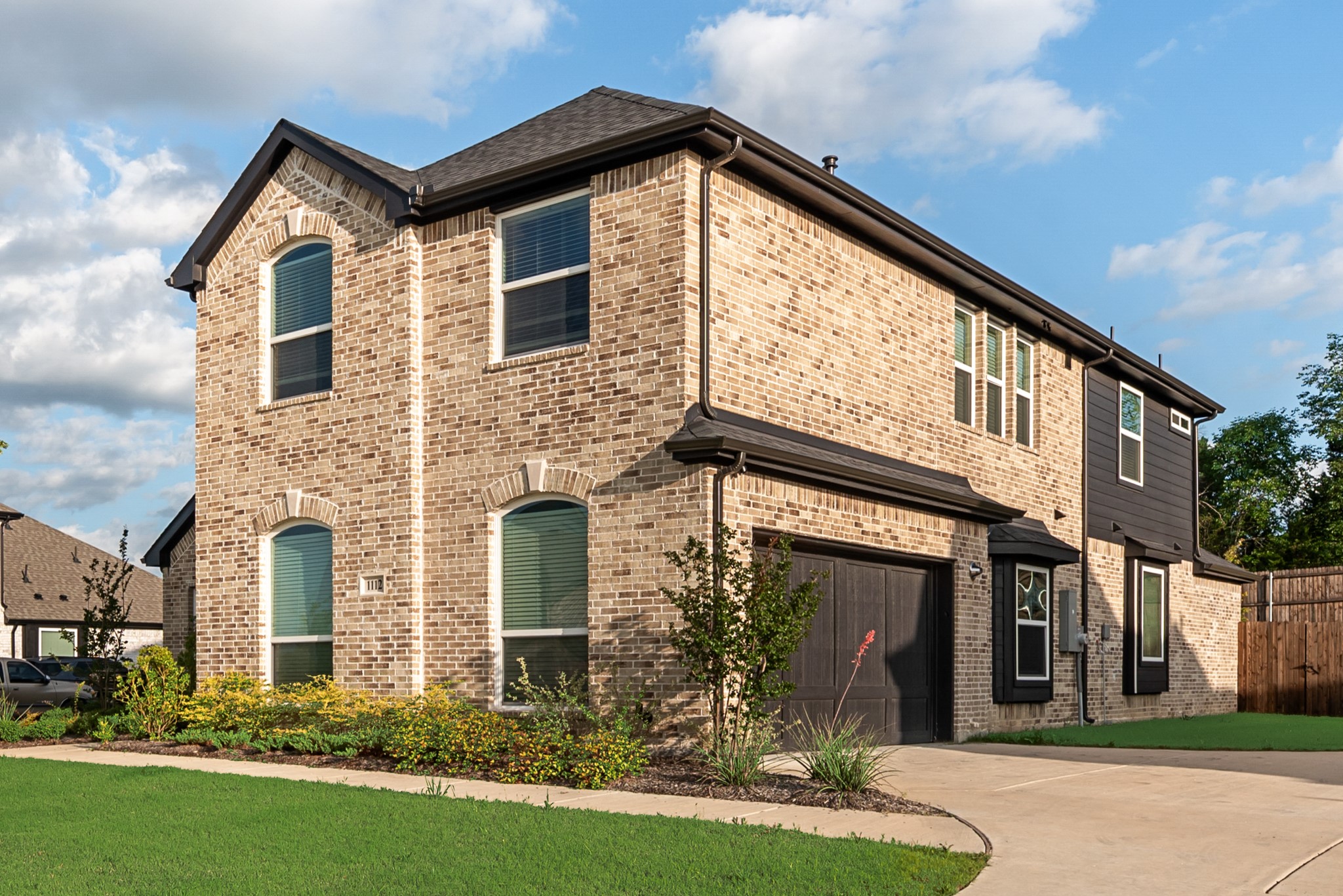 1112 E Hidden Lakes Drive Desoto TX 75115