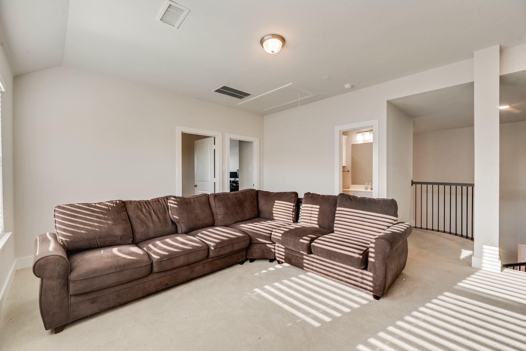 1112 E Hidden Lakes Drive Desoto TX 75115