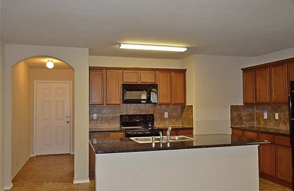 1048 Churchill Drive Princeton TX 75407