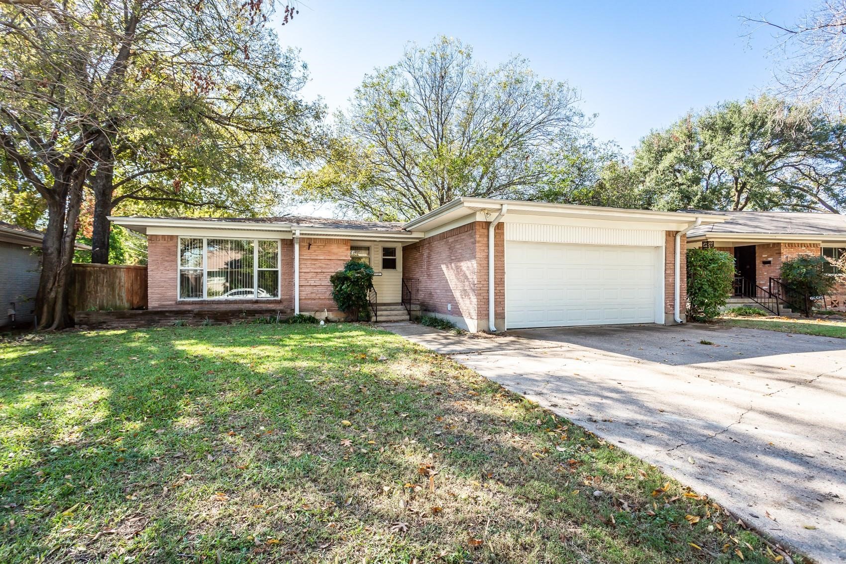 6912 Wake Forrest Drive Dallas TX 75214