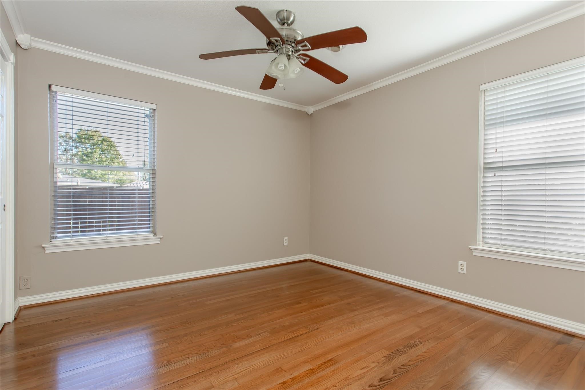 6912 Wake Forrest Drive Dallas TX 75214