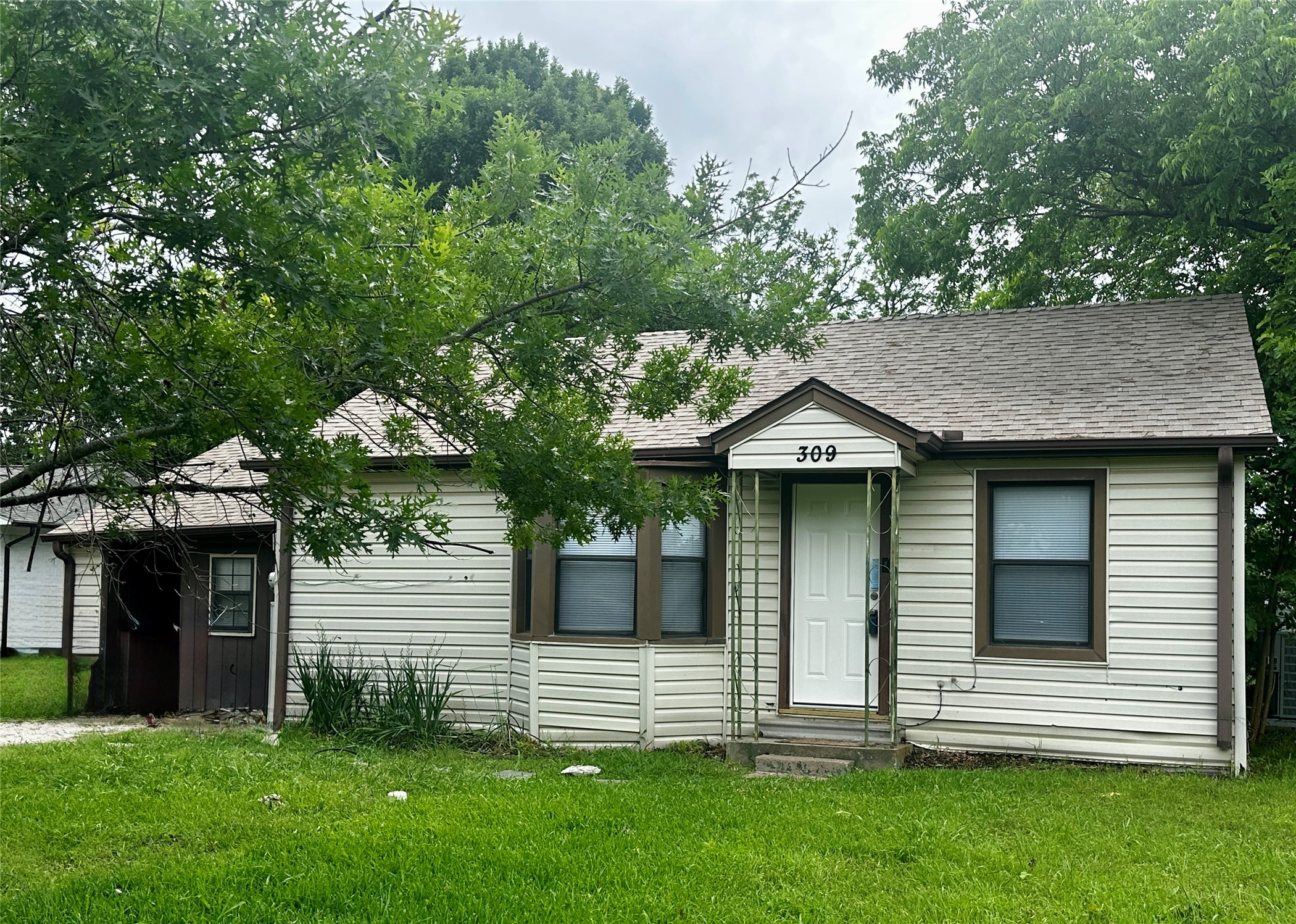 309 S Bell Street Royse City TX 75189