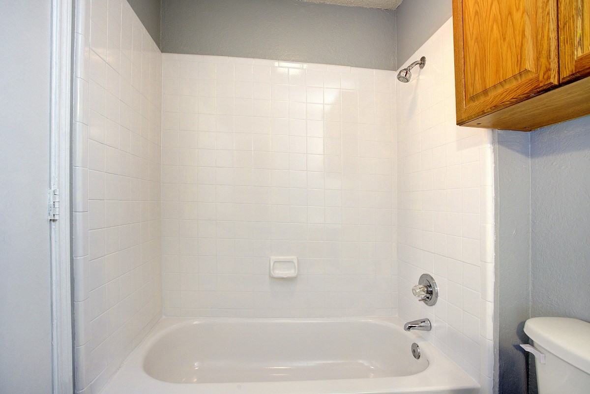 313 Queens Court S Mansfield TX 76063