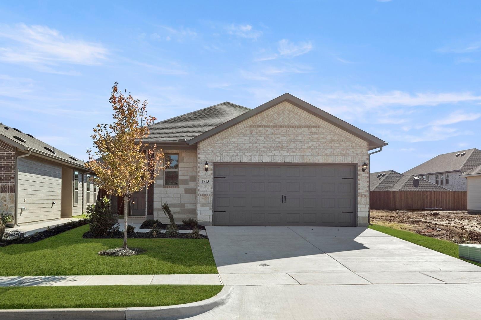 1713 Meadow Crest Drive Aubrey TX 76227
