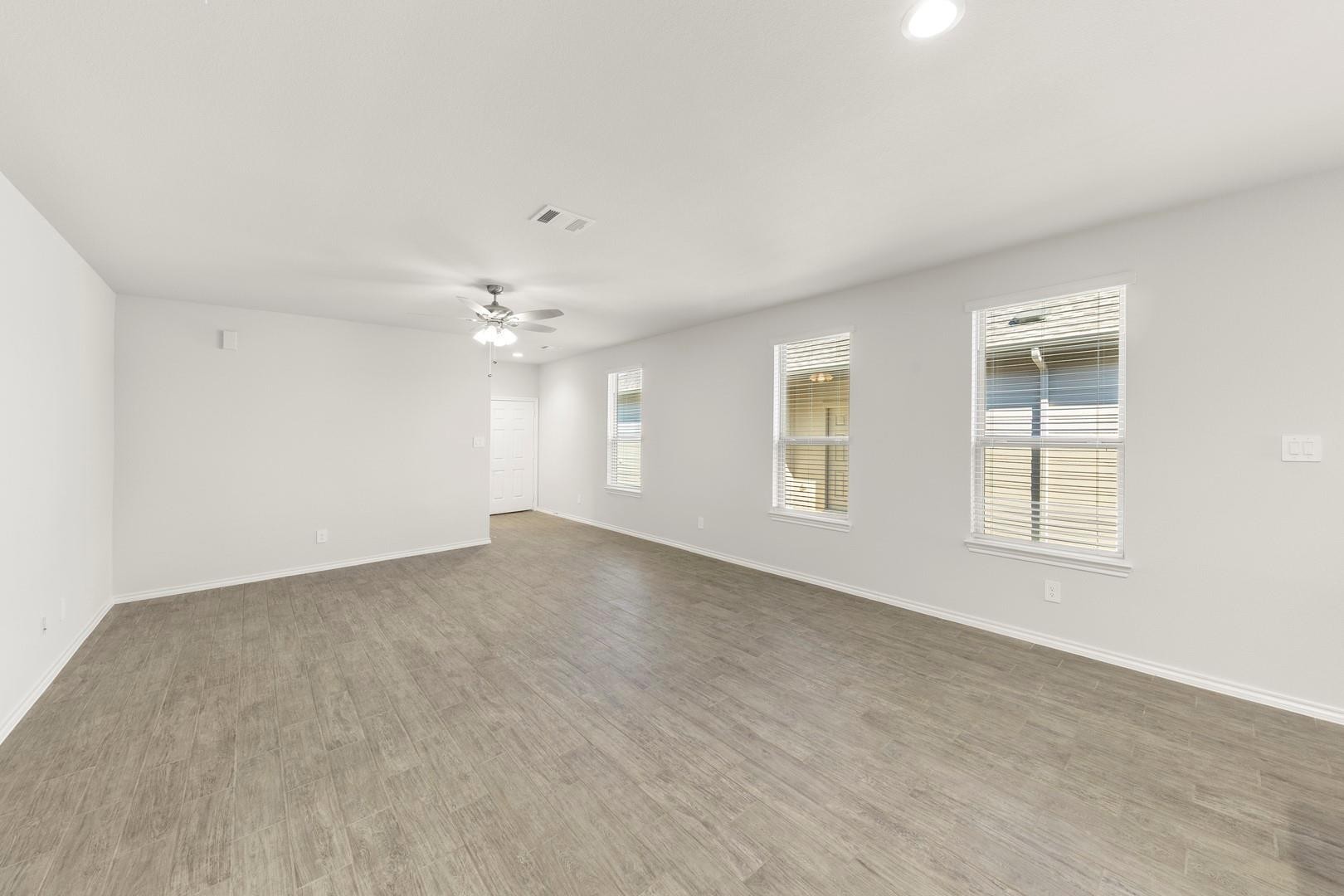 1713 Meadow Crest Drive Aubrey TX 76227
