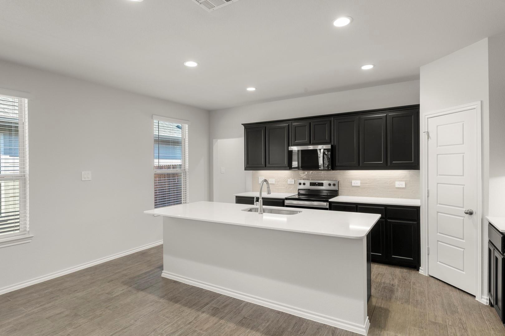 1713 Meadow Crest Drive Aubrey TX 76227