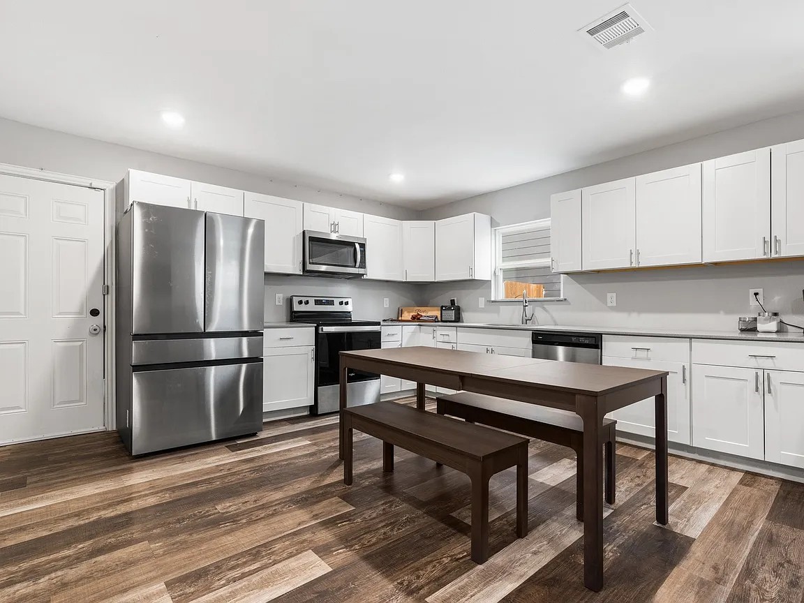 2819 Alabama Avenue Dallas TX 75216
