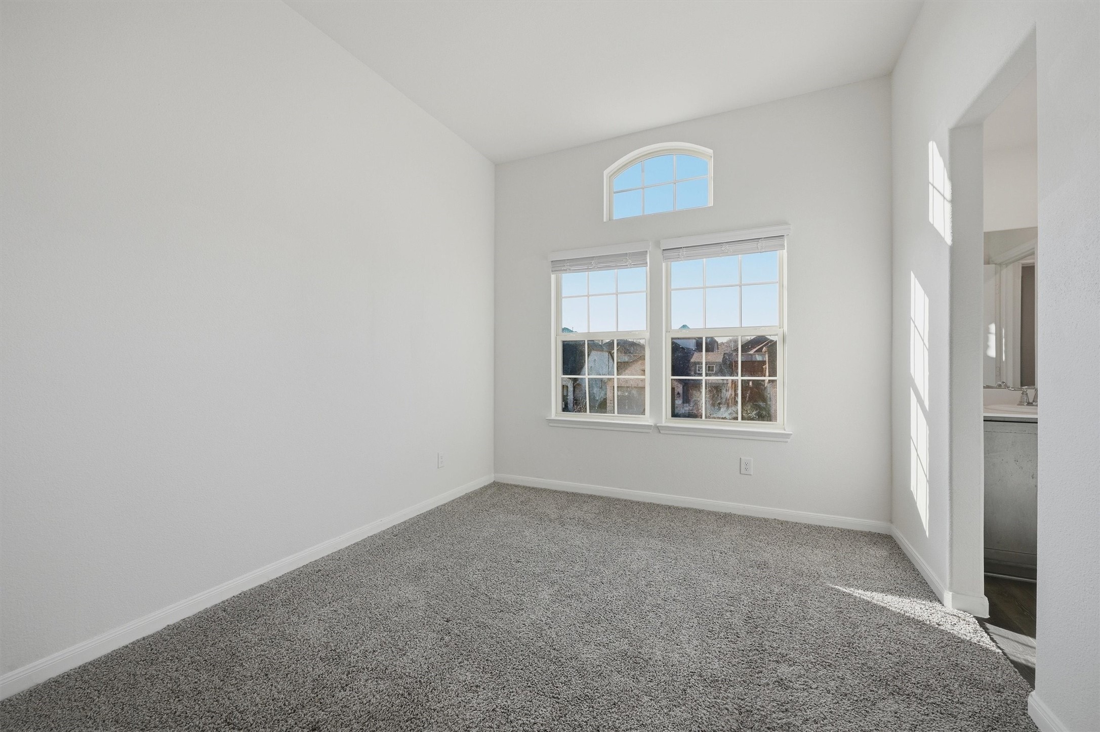 3947 Oak Creek Circle Denison TX 75020
