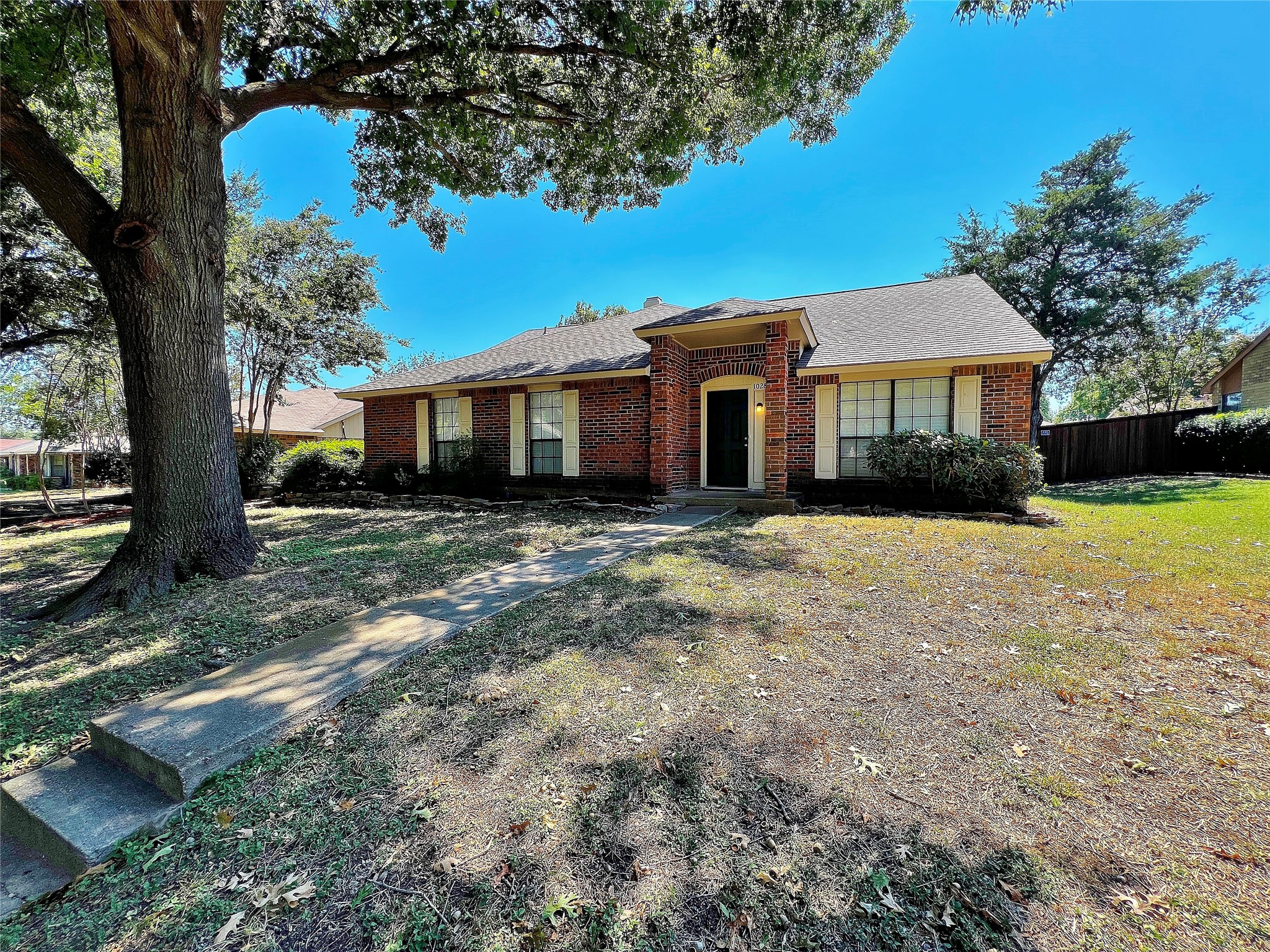 1028 Whitewater Trail Desoto TX 75115