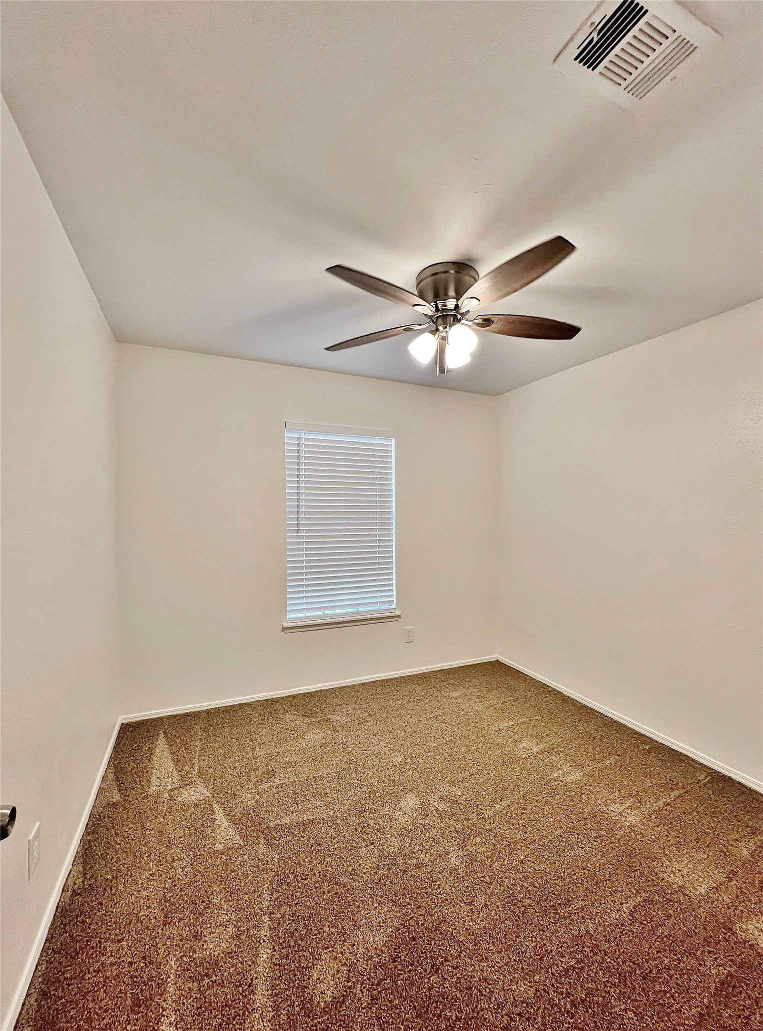 1028 Whitewater Trail Desoto TX 75115