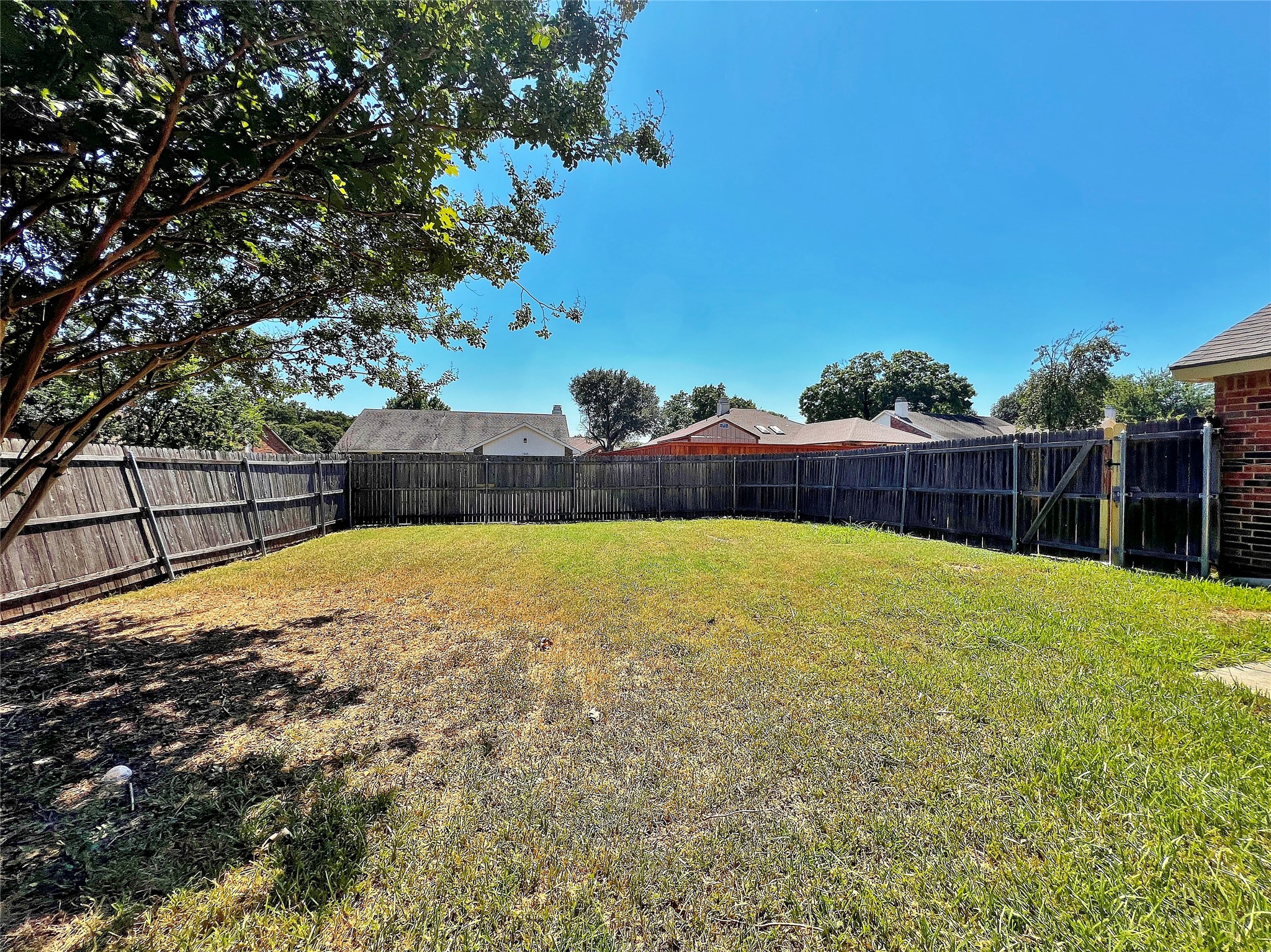 1028 Whitewater Trail Desoto TX 75115
