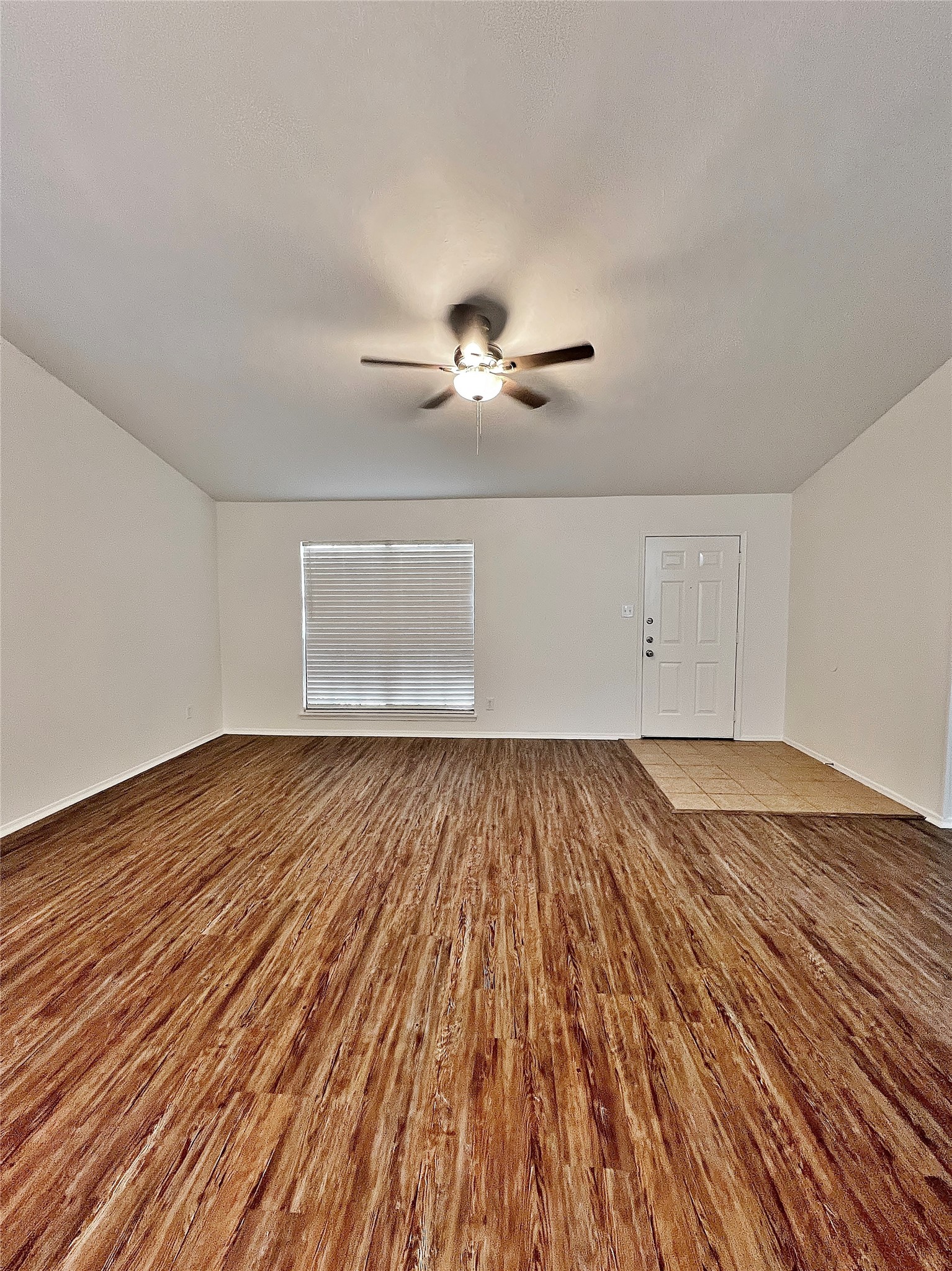 1028 Whitewater Trail Desoto TX 75115