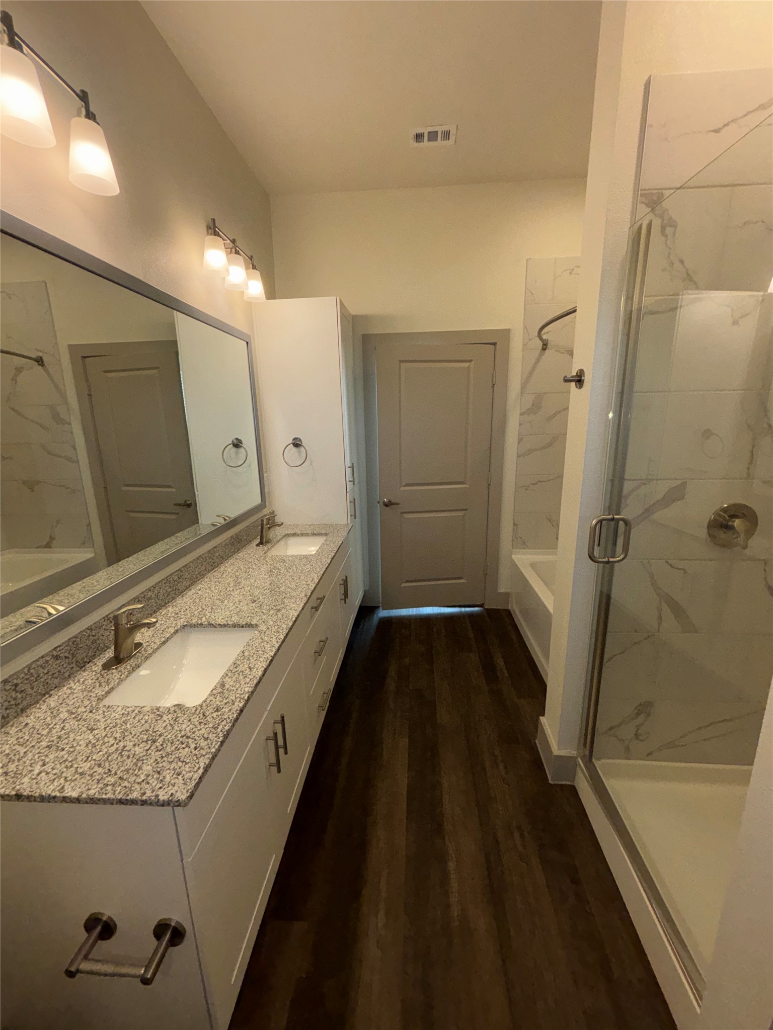 2036 Oak Grove Aubrey TX 76227