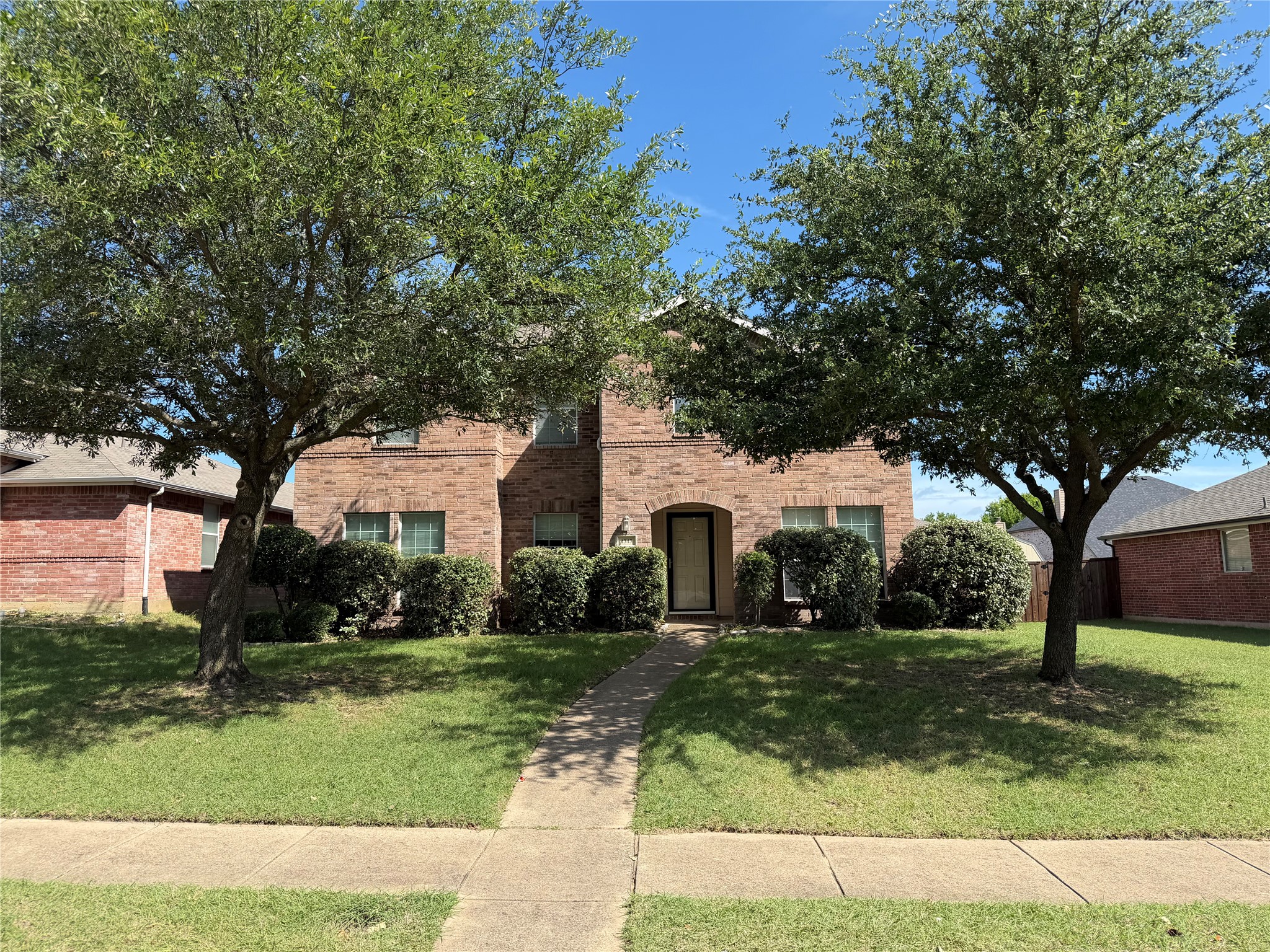 1343 Marvin Gardens Lancaster TX 75134