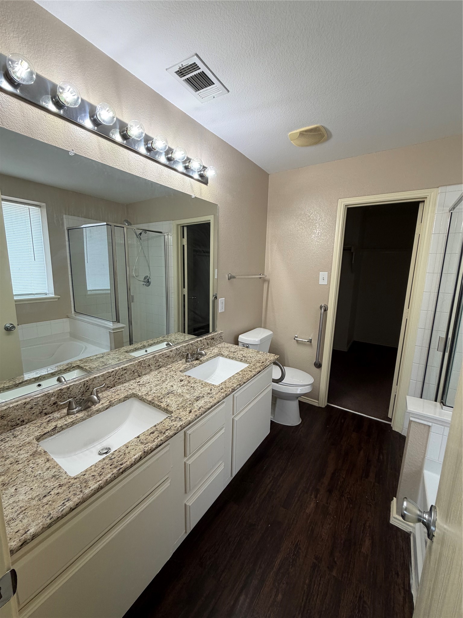 1343 Marvin Gardens Lancaster TX 75134