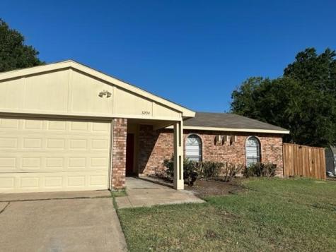 5204 Hendrix Drive The Colony TX 75056