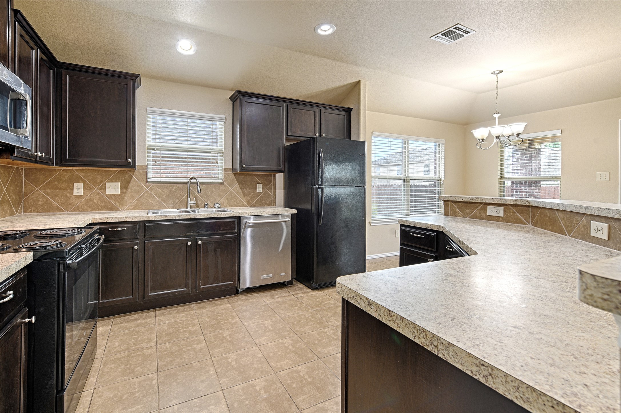 1213 Lambert Drive Princeton TX 75407