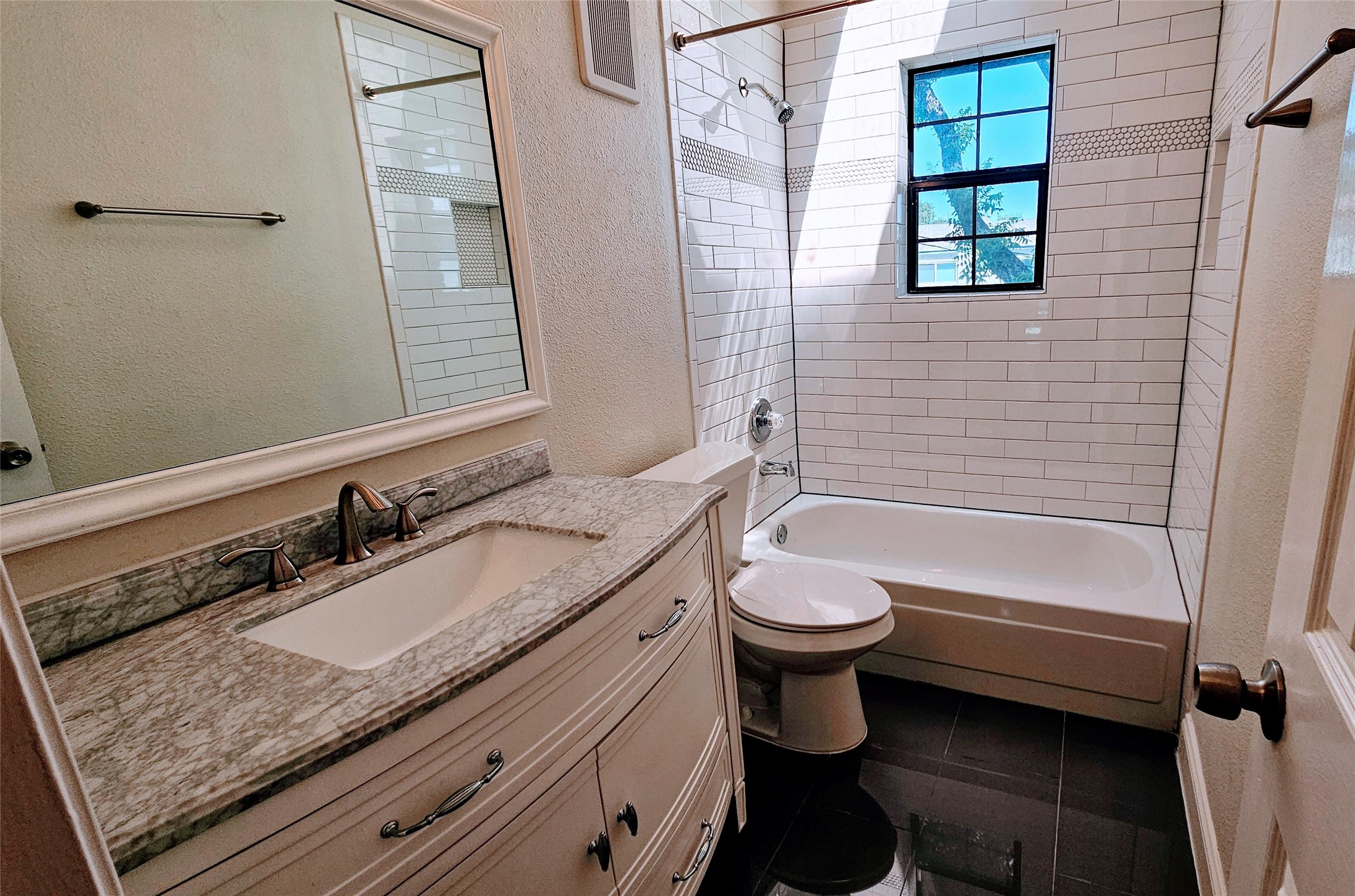 3904 Rawlins Street Dallas TX 75219