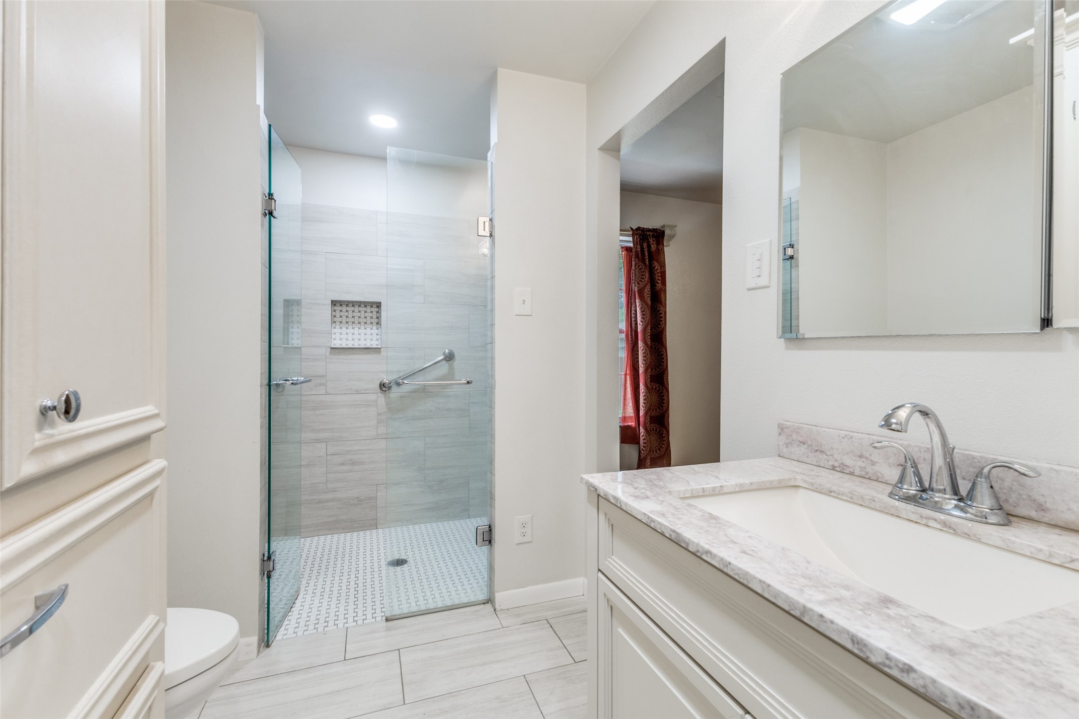 9210 Larchwood Drive Dallas TX 75238