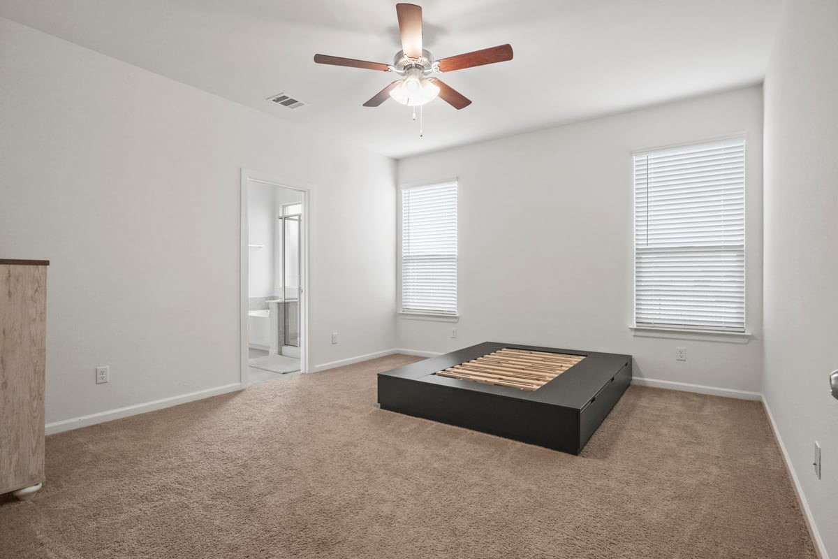 5321 Waterview Court Haltom City TX 76137