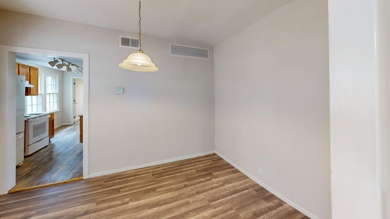 224 W Hull Street Denison TX 75020