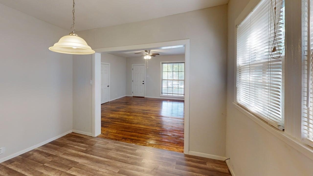 224 W Hull Street Denison TX 75020