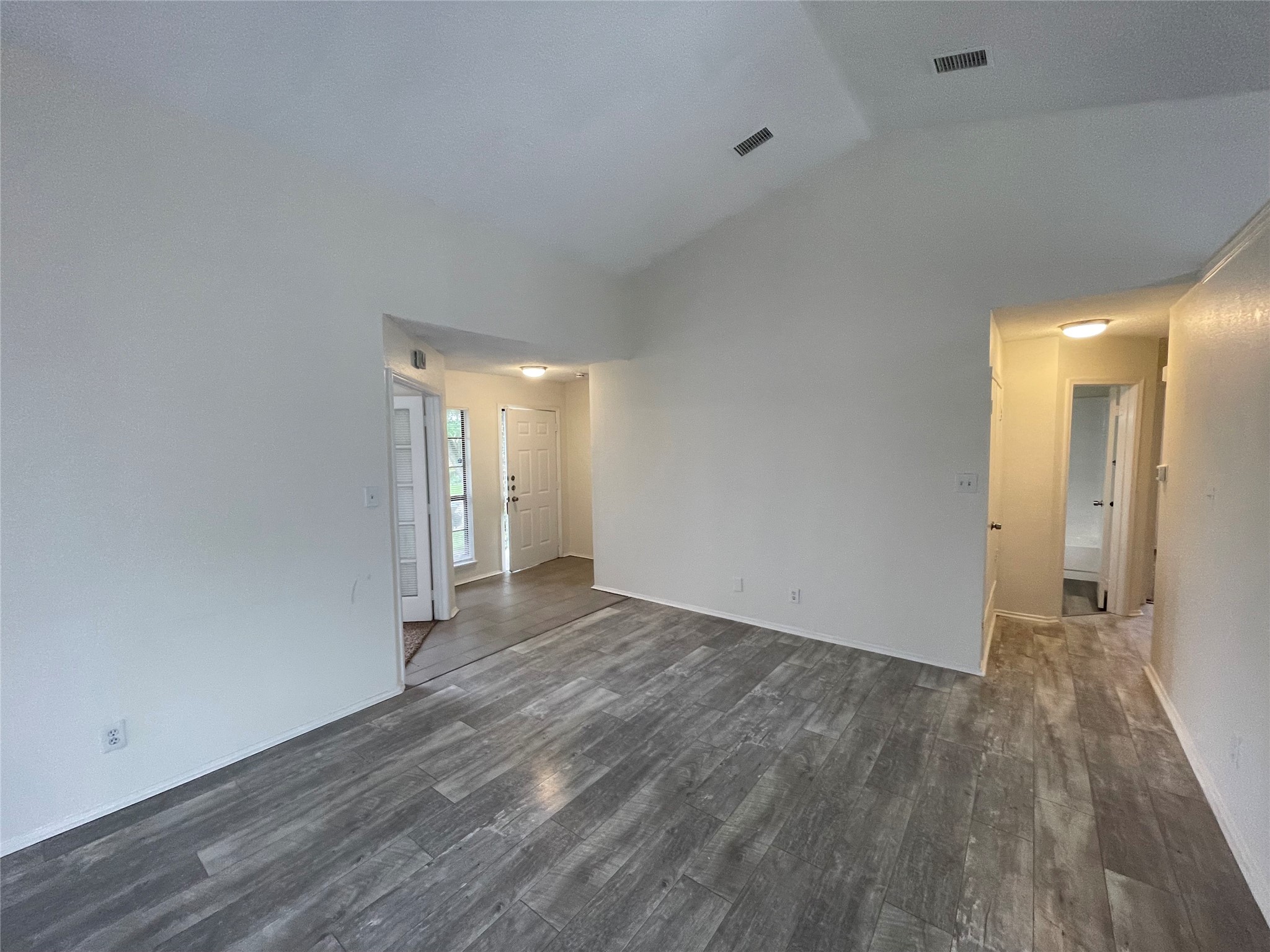 9415 Rutherglen Drive Dallas TX 75227