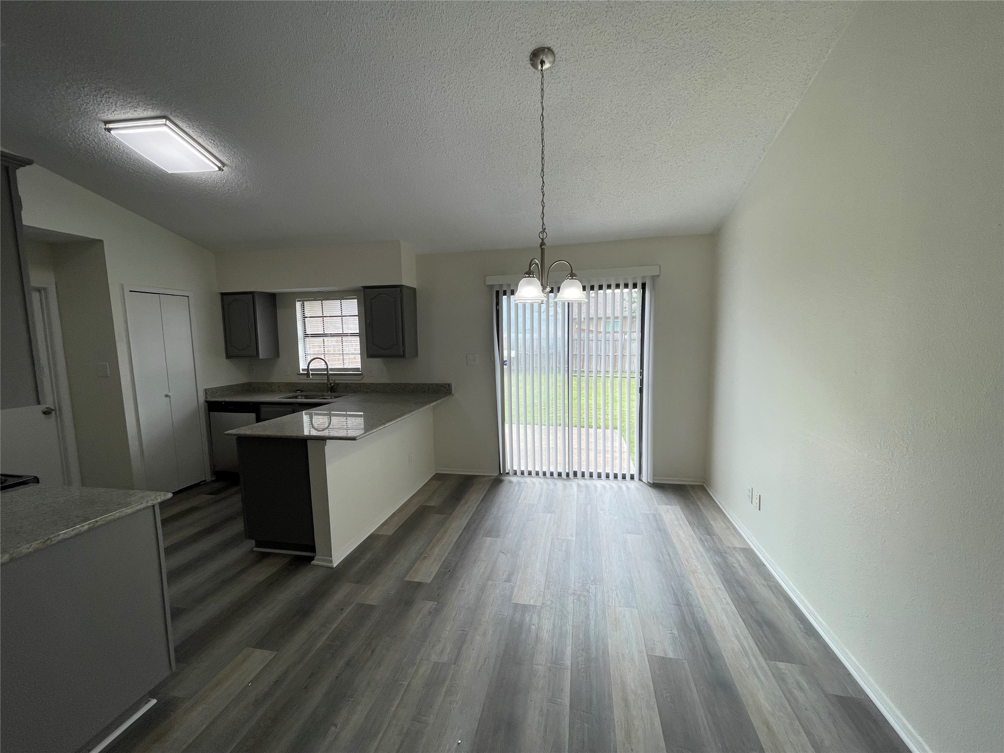 9415 Rutherglen Drive Dallas TX 75227