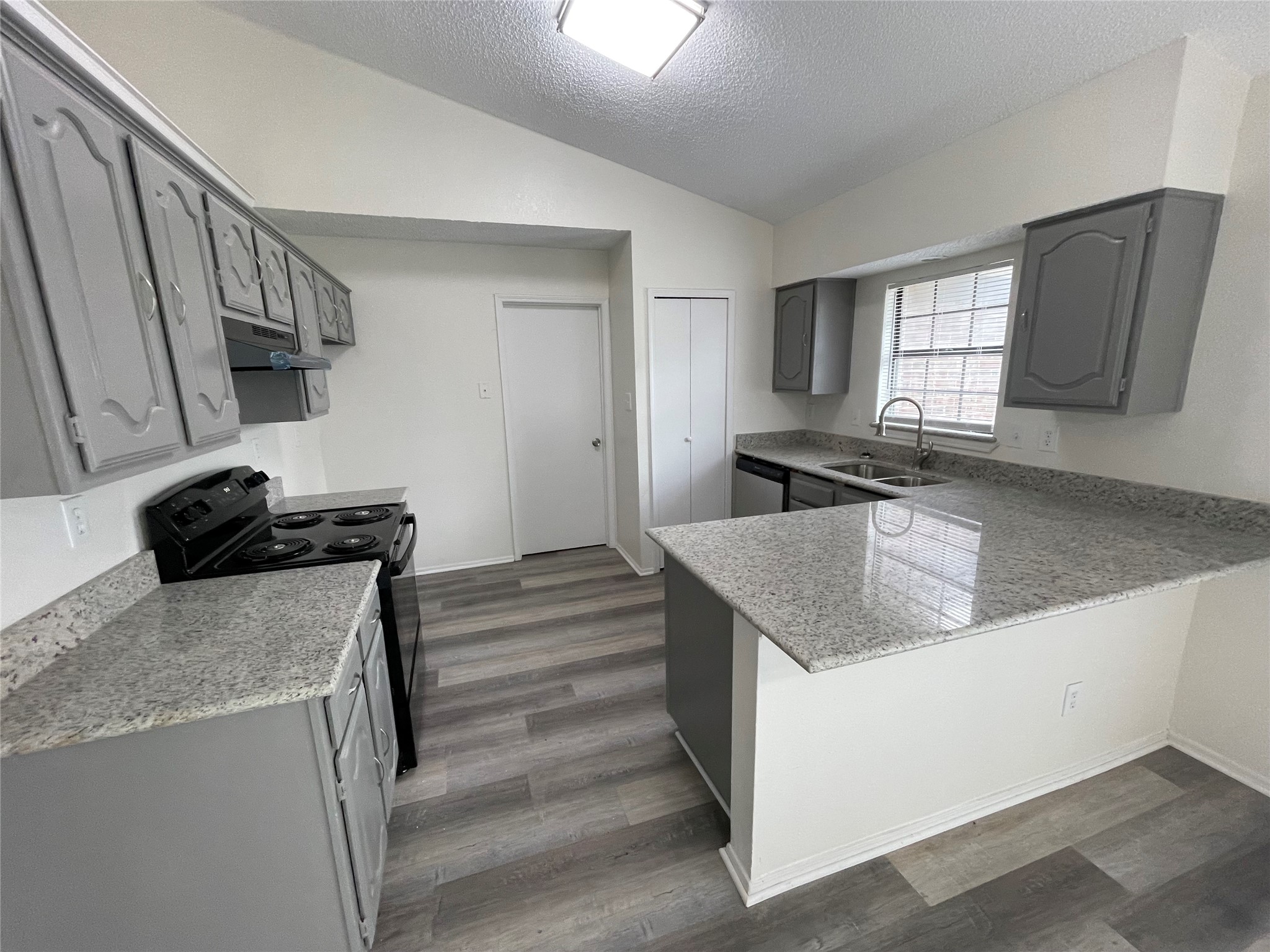 9415 Rutherglen Drive Dallas TX 75227