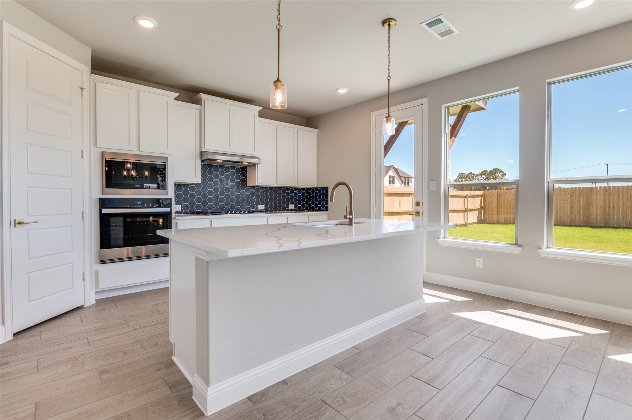 3722 Mighty Oaks Street Bedford TX 76021