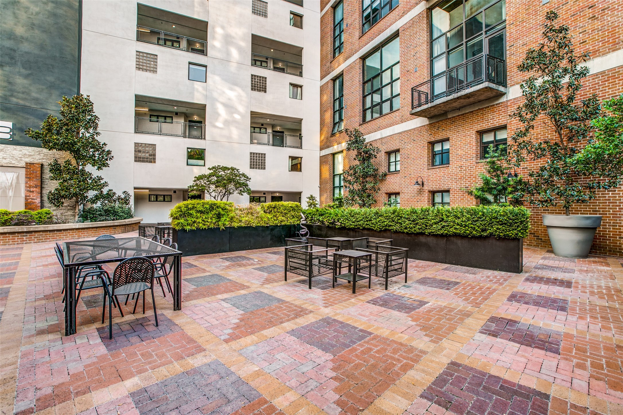 3110 Thomas Avenue Dallas TX 75204
