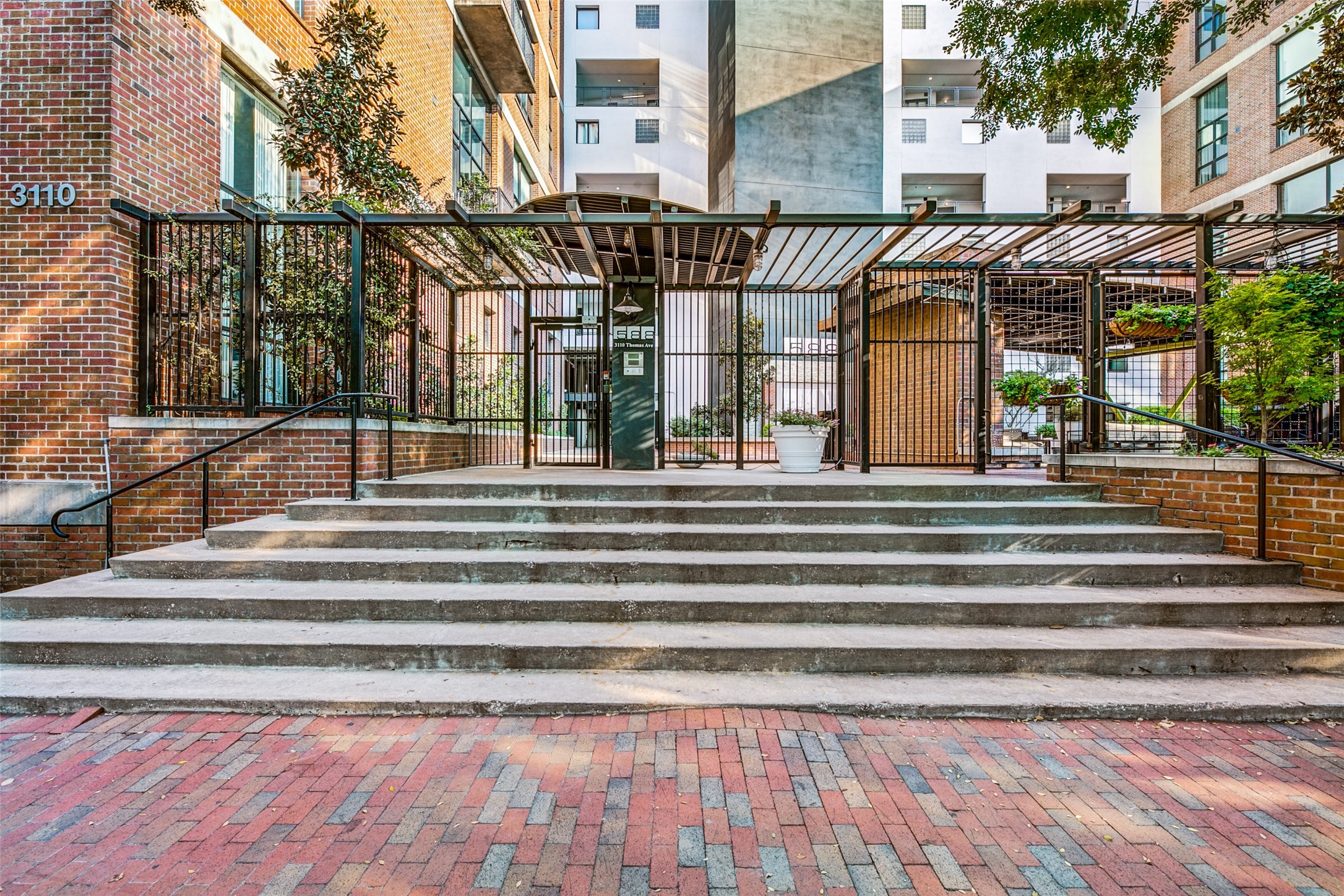 3110 Thomas Avenue Dallas TX 75204