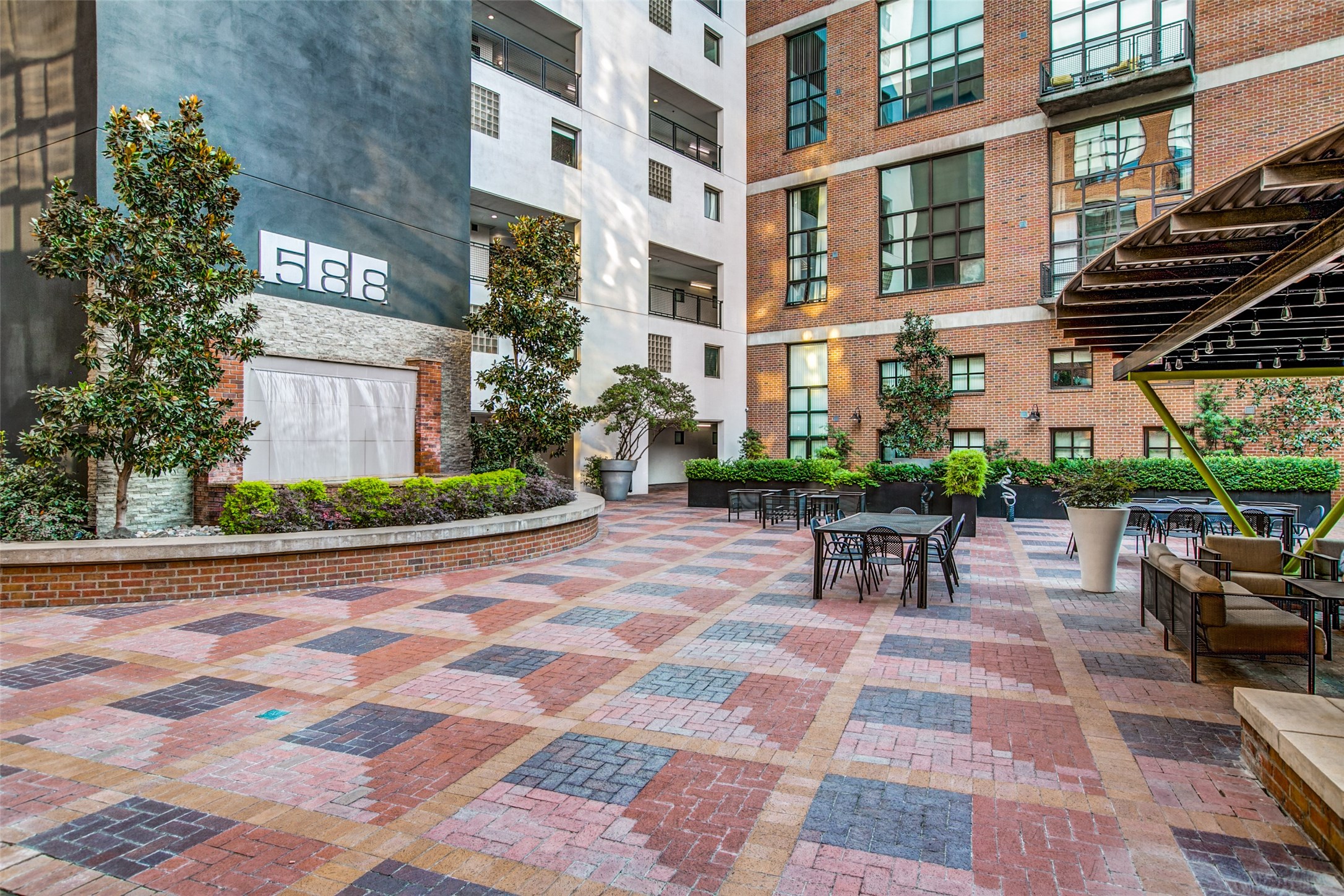 3110 Thomas Avenue Dallas TX 75204