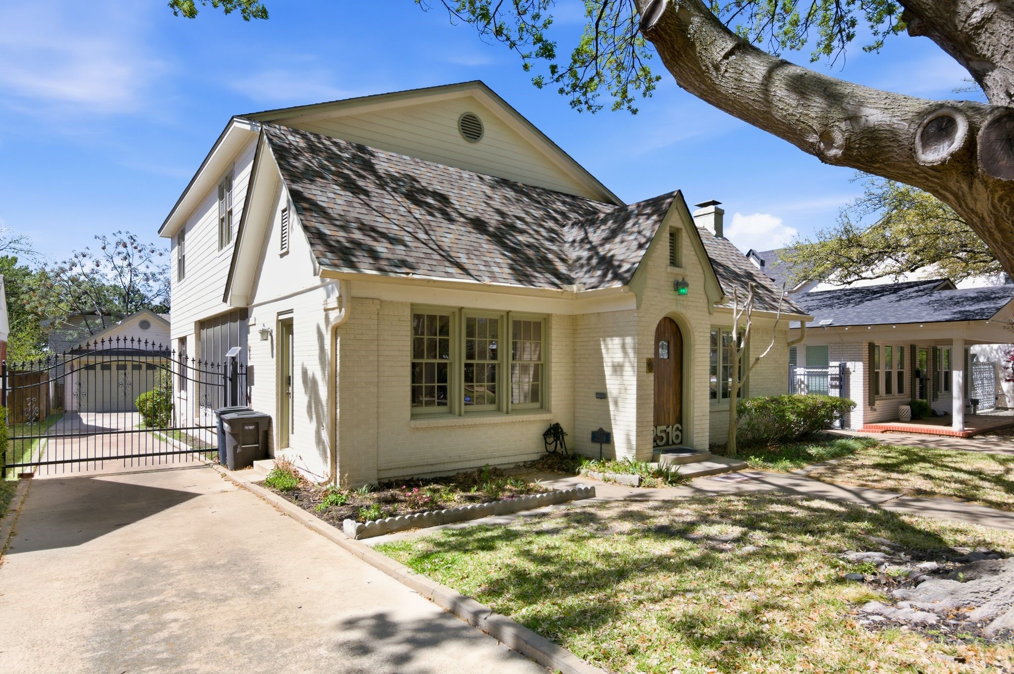 2516 Shirley Avenue Fort Worth TX 76109