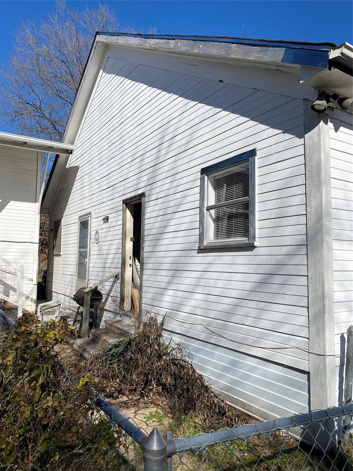 1613 Park Street Commerce TX 75428