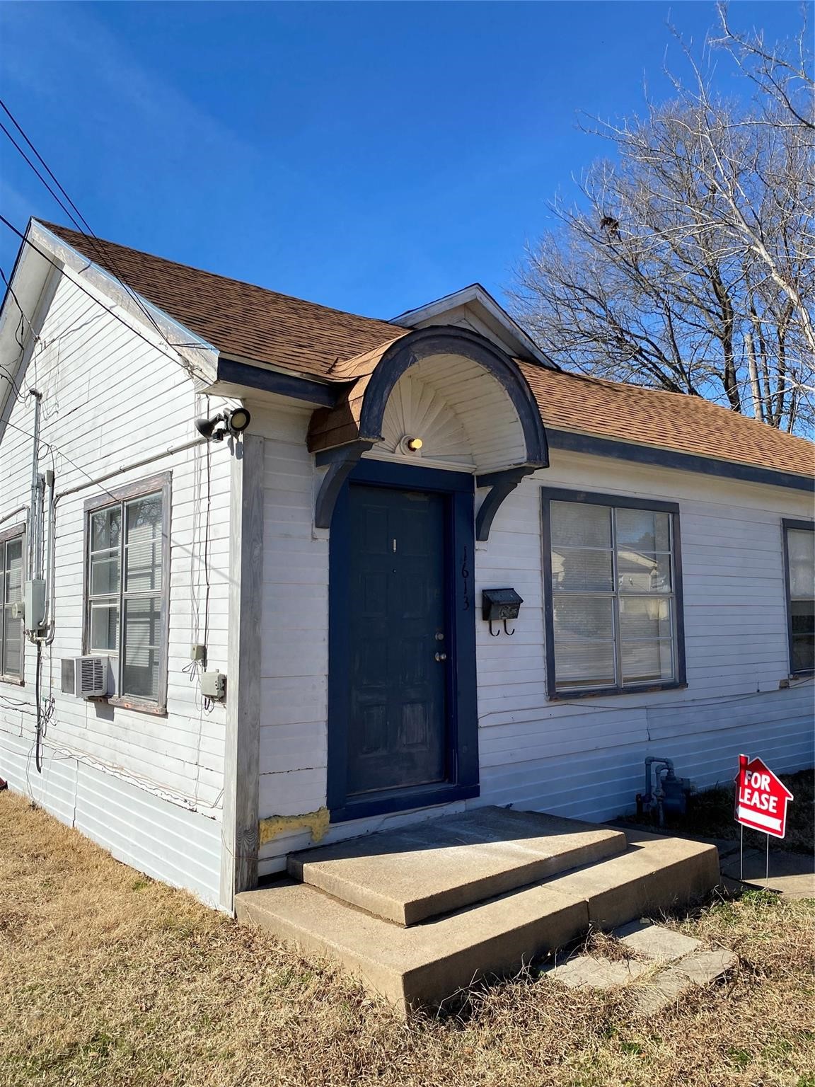 1613 Park Street Commerce TX 75428