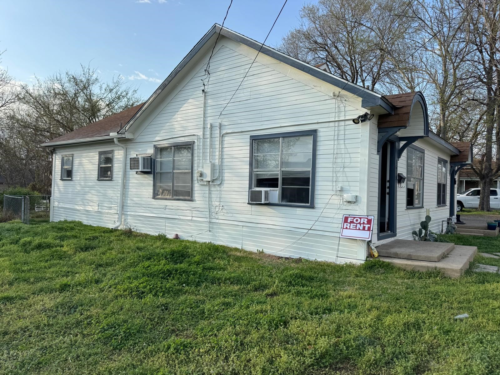 1613 Park Street Commerce TX 75428
