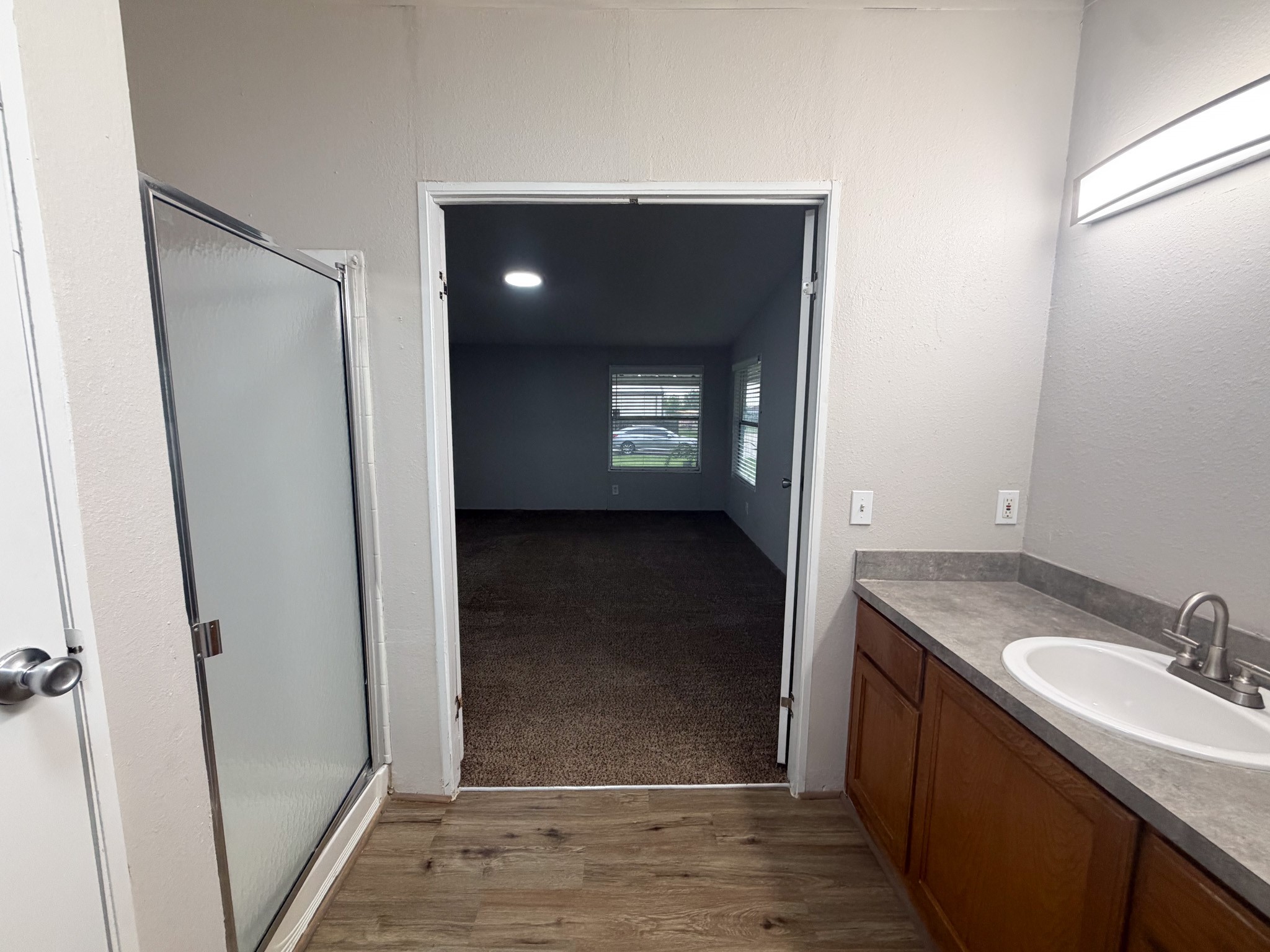 402 E College Avenue Alvarado TX 76009