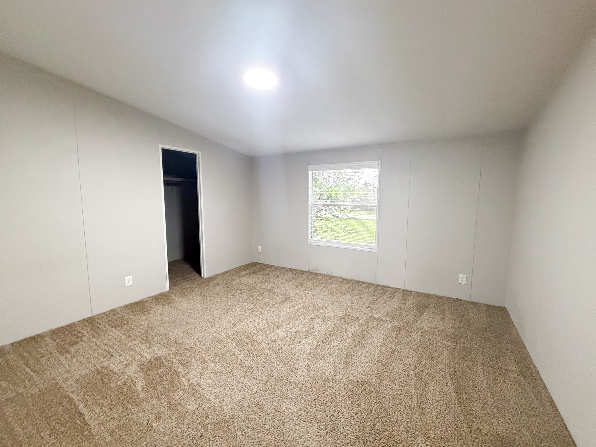 402 E College Avenue Alvarado TX 76009