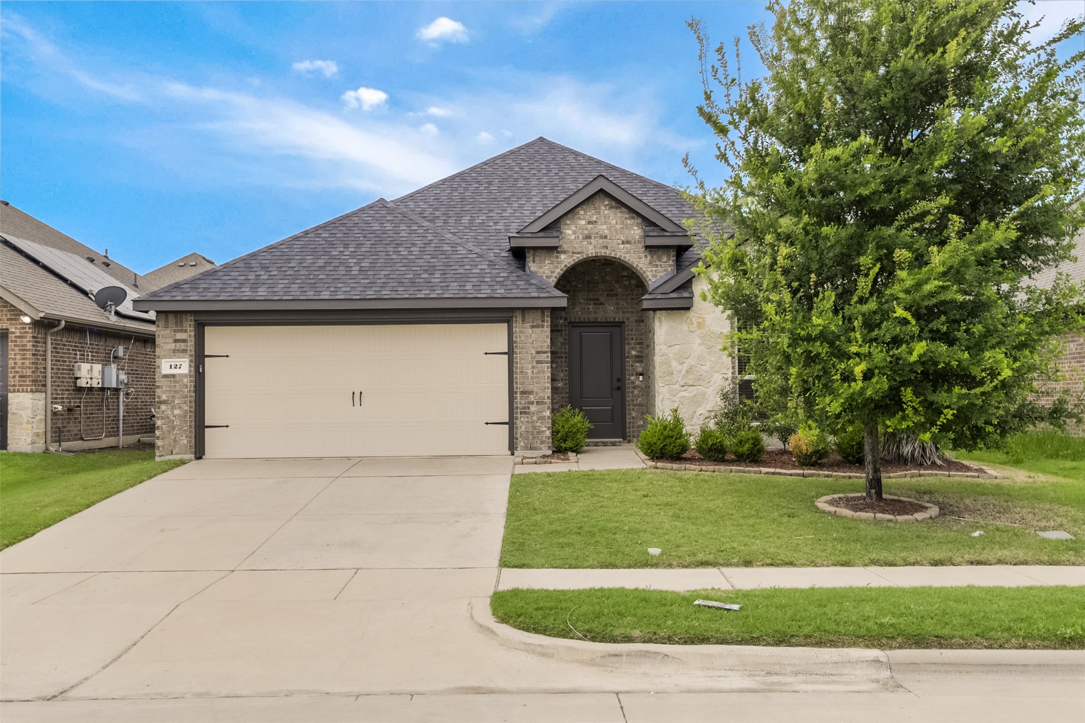 127 Garden Grove Drive Waxahachie TX 75165