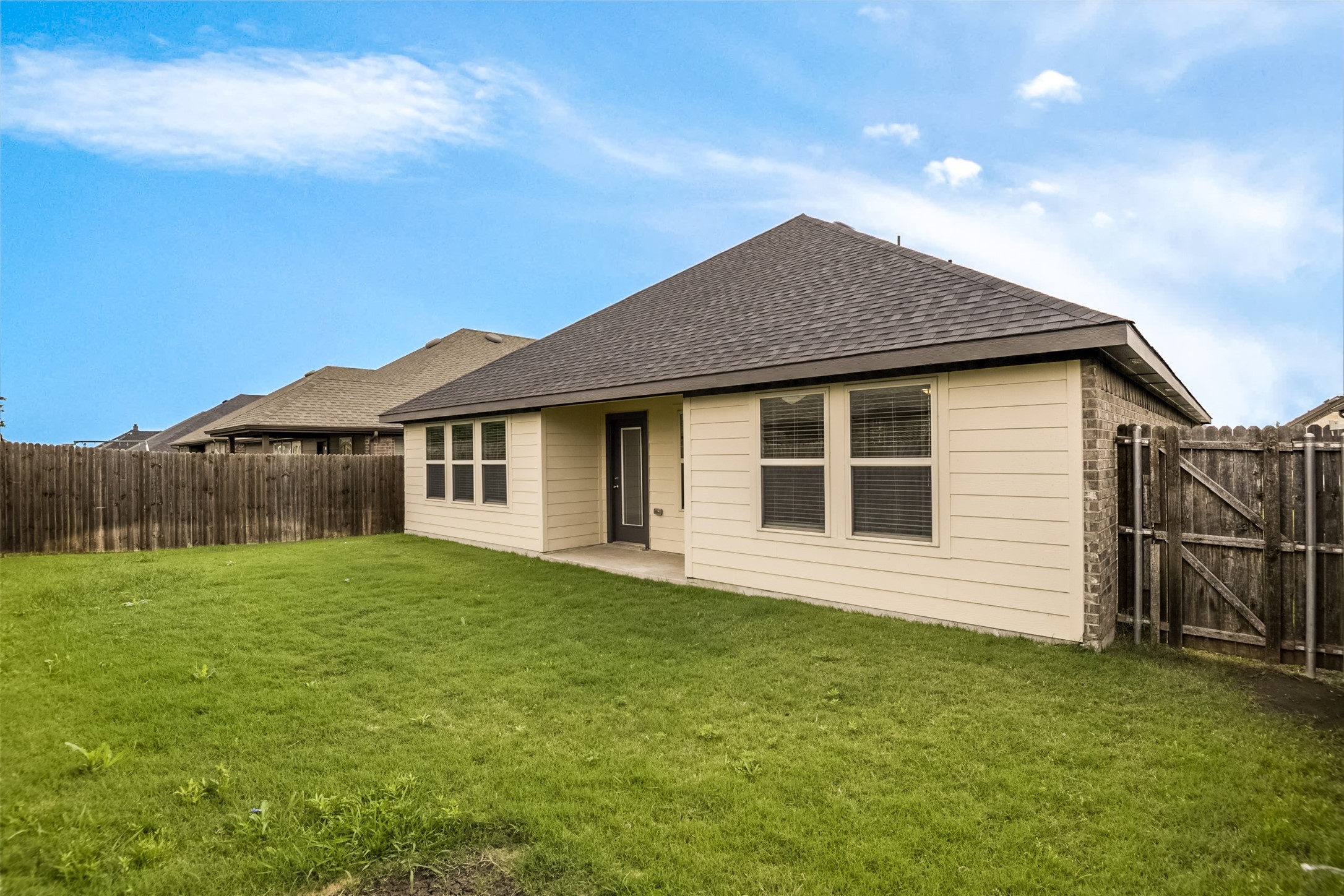 127 Garden Grove Drive Waxahachie TX 75165