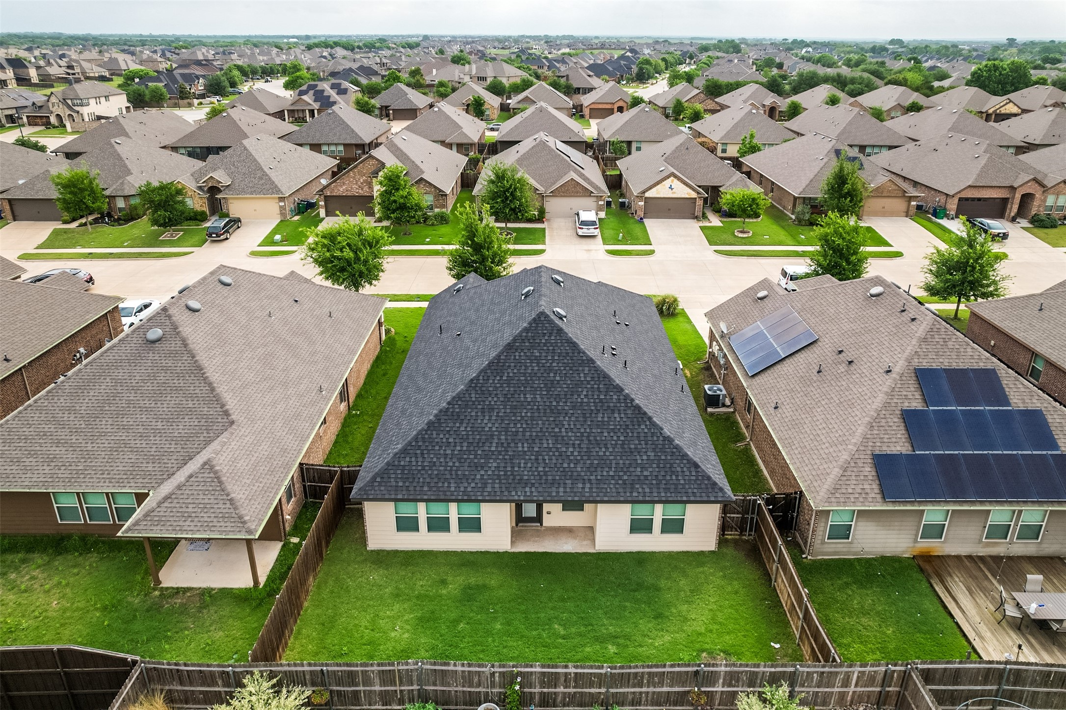 127 Garden Grove Drive Waxahachie TX 75165