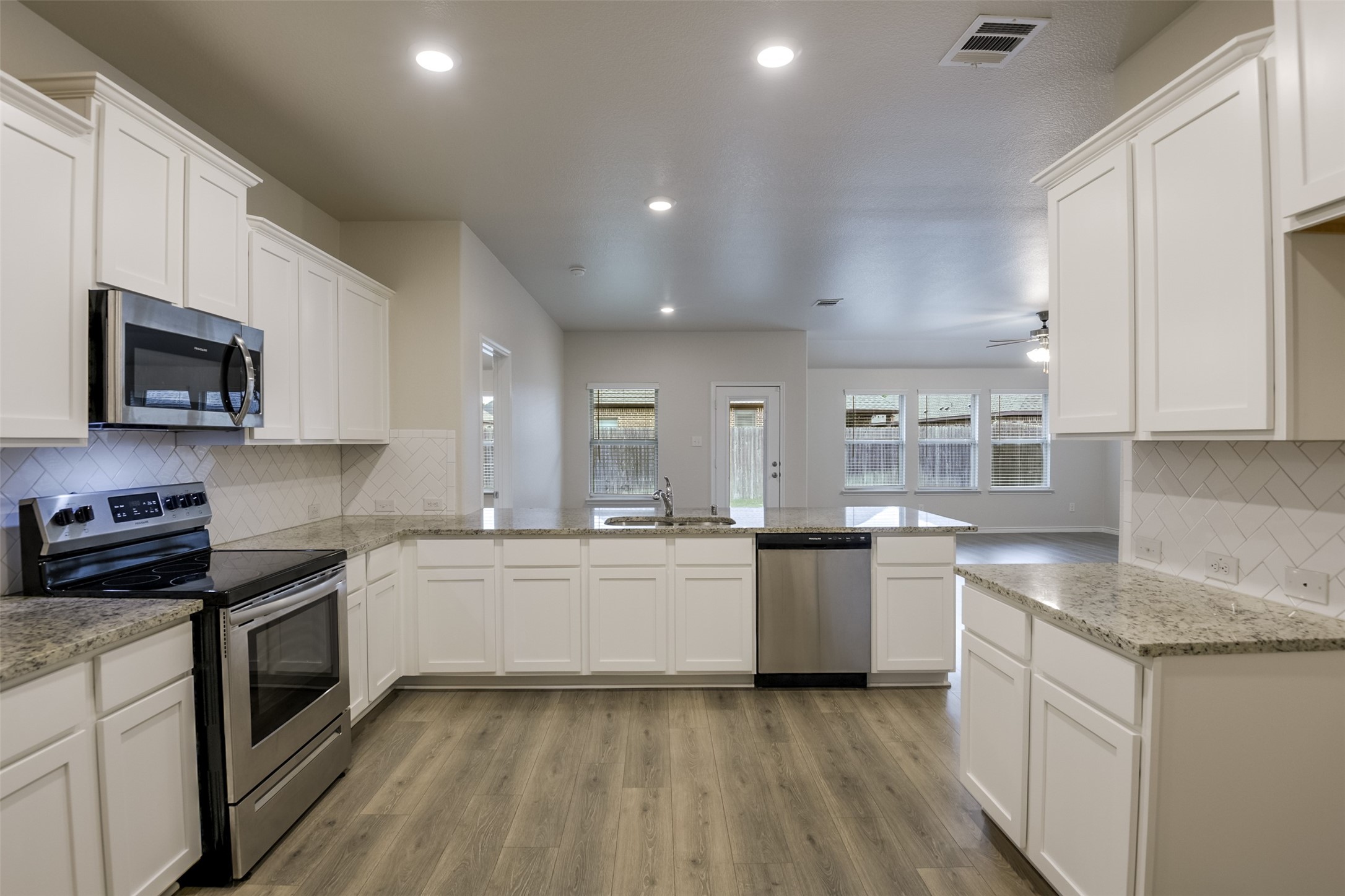 127 Garden Grove Drive Waxahachie TX 75165