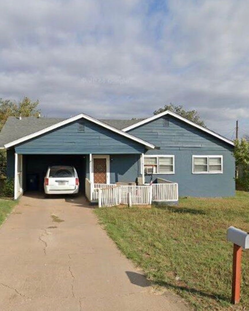 1515 James Street Sweetwater TX 79556