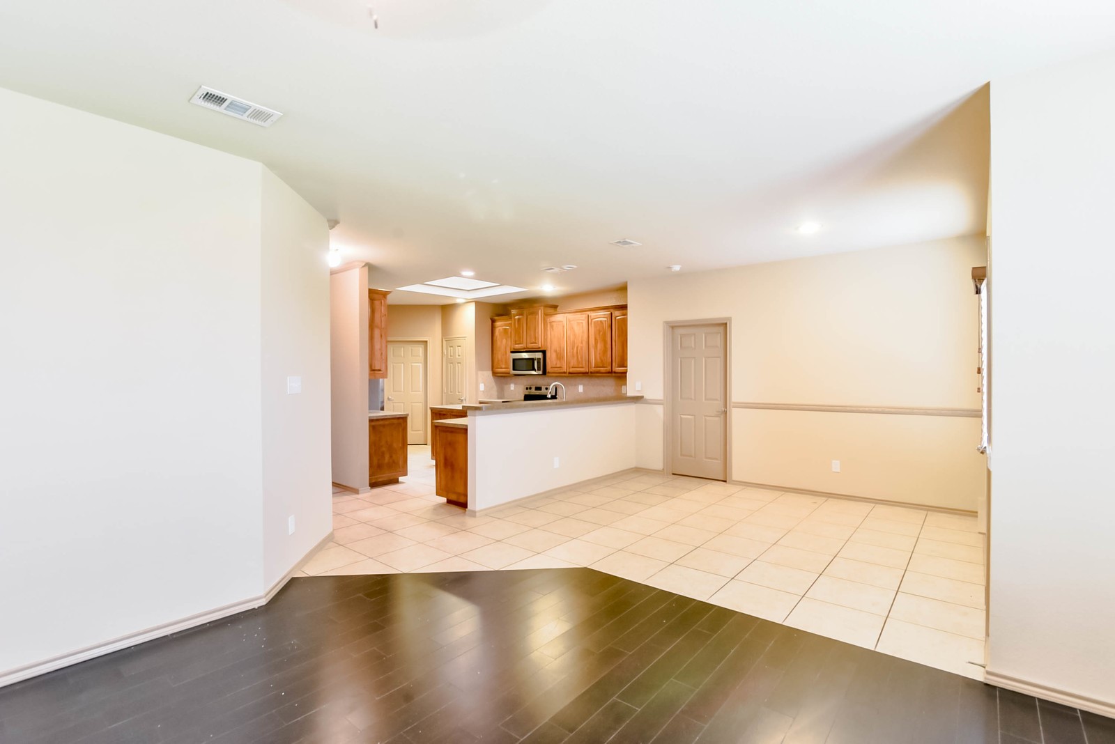 1709 Wild Deer Way Arlington TX 76002