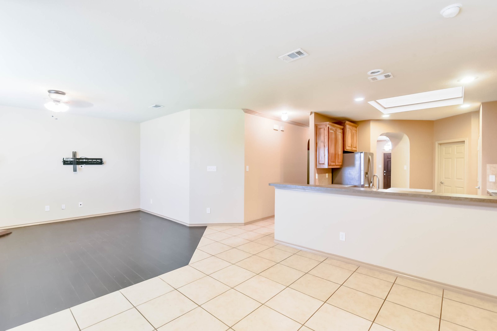 1709 Wild Deer Way Arlington TX 76002