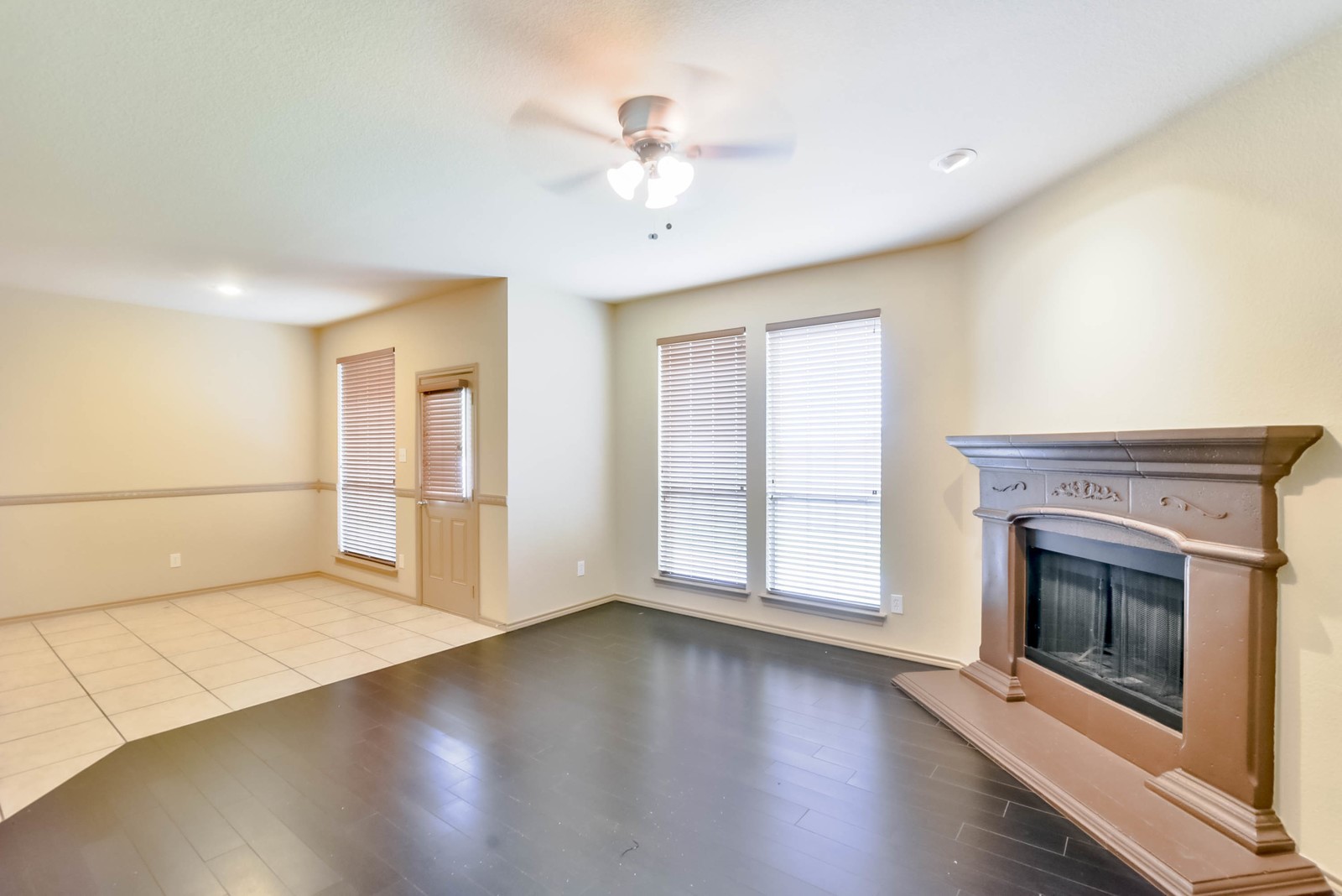 1709 Wild Deer Way Arlington TX 76002