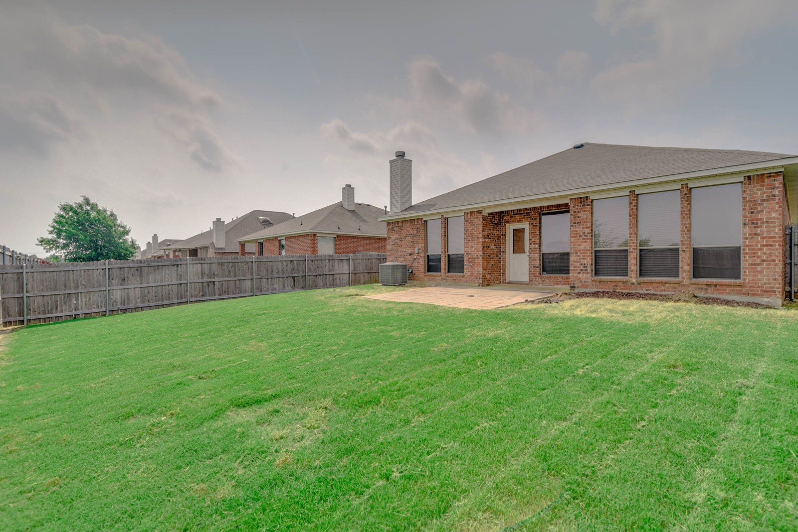 1709 Wild Deer Way Arlington TX 76002