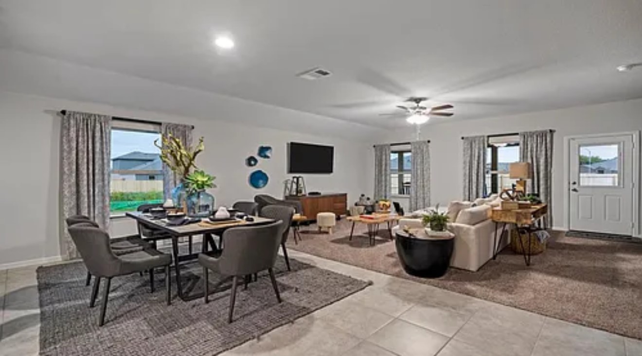 829 Loomis Trail Justin TX 76247