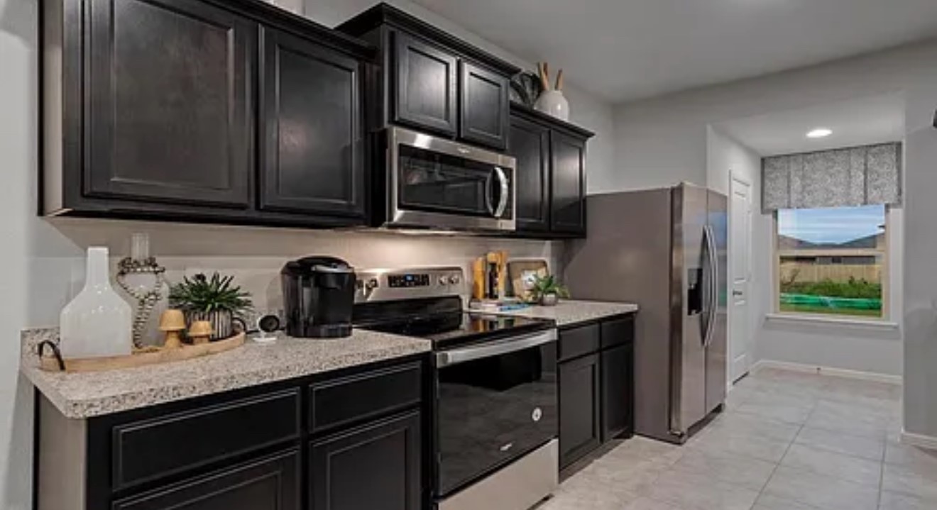 829 Loomis Trail Justin TX 76247